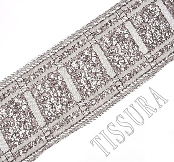 Chantilly Lace Trim #1