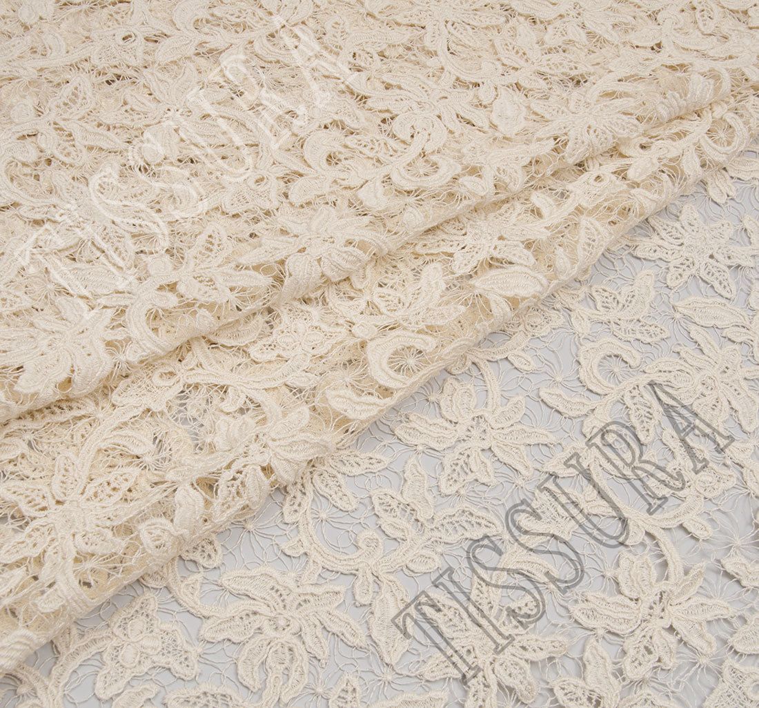 Macrame Lace Fabric: Bridal Fabrics from Italy by Marco Lagattolla