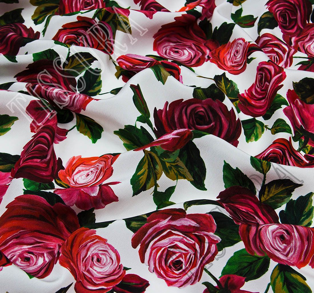 Atelier Sea Collection fabric Silk Crepe de Chine Alta Moda, fabric in  red,pink,gold colours, Inkjet technique,Limited Quantity.Colour#1 ⋆ Gucci  Silk