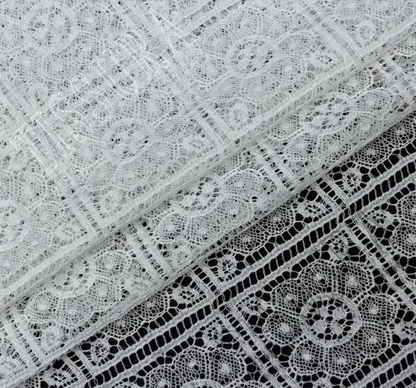 Swarovski Chantilly Lace #1