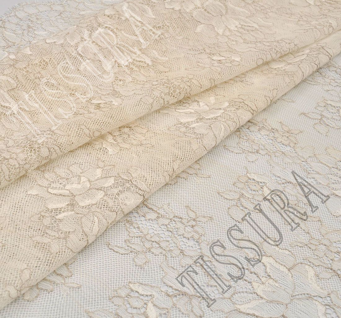 Chantilly Lace Fabric: Bridal Fabrics from France by Solstiss Sa, SKU ...