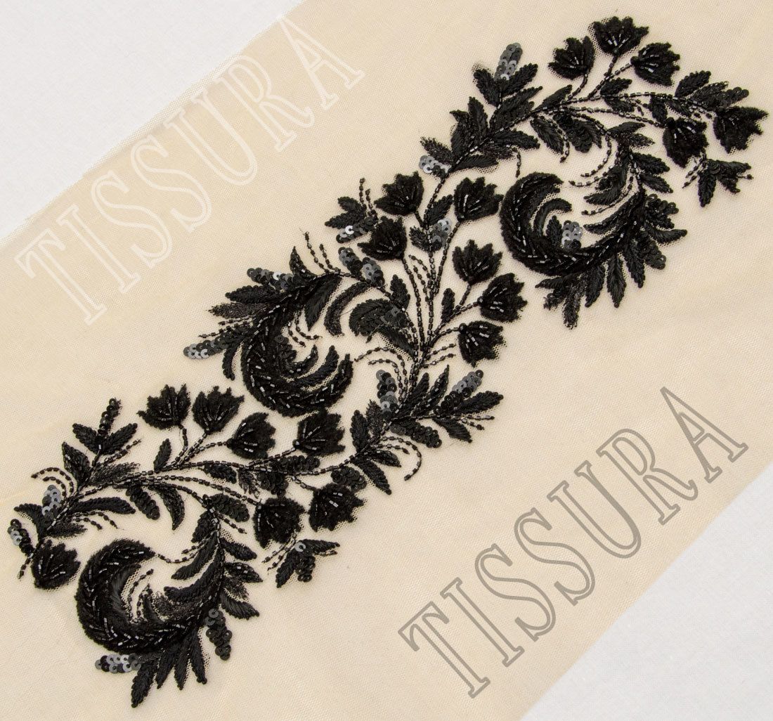 Embroidered Patch: Patches Trimmings from India, SKU 00063284 at $67 — Buy  Luxury Fabrics Online