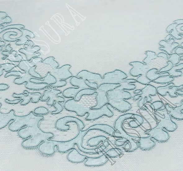 Lyon Lace Decollete Patch #1