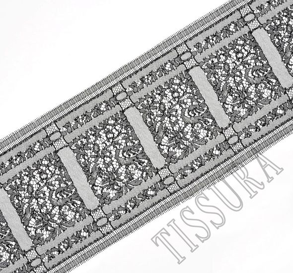 Chantilly Lace Trim #1