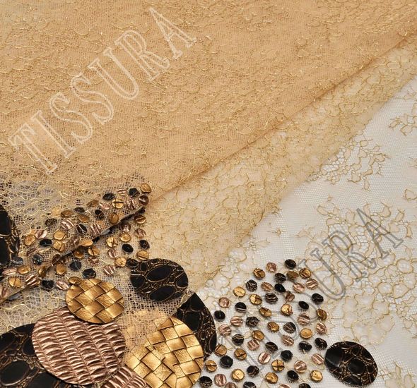 Circle Applique Chantilly Lace #1