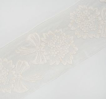 Lyon Lace Trim #1