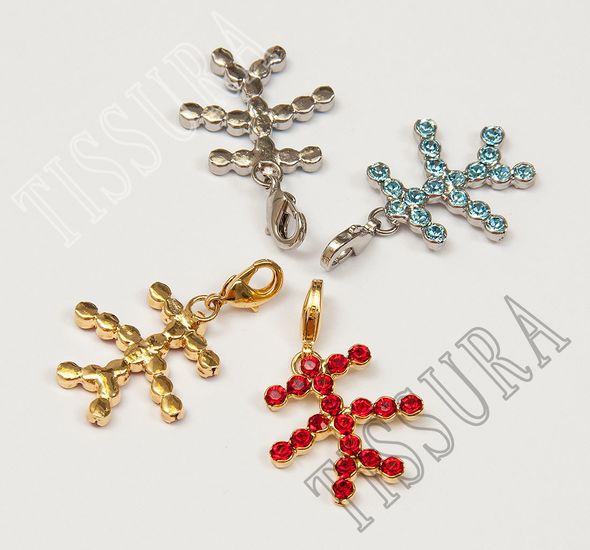 Rhinestone Pendant #1